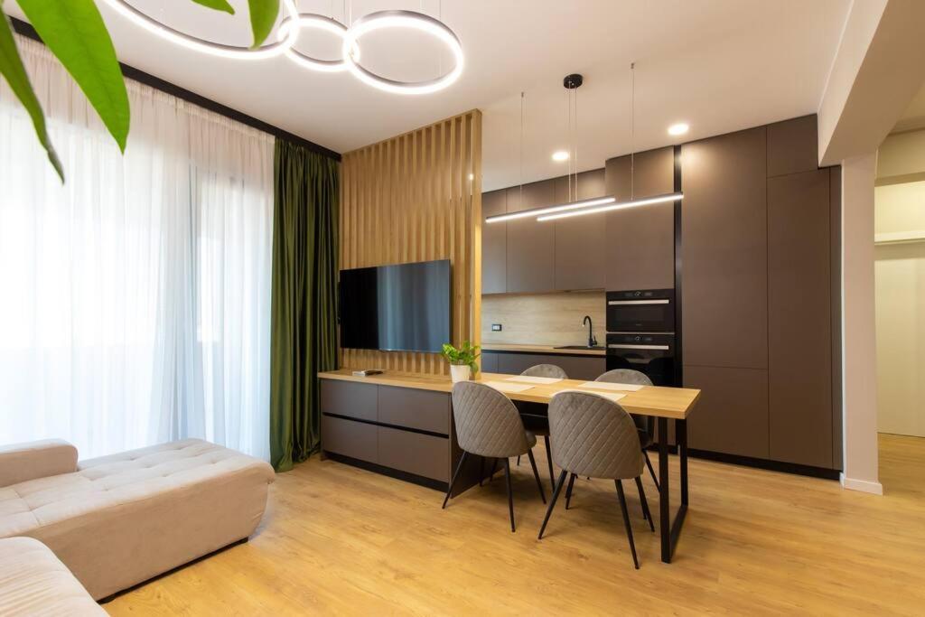 Elegant 2 Bedroom Retreat Bucarest Exterior foto